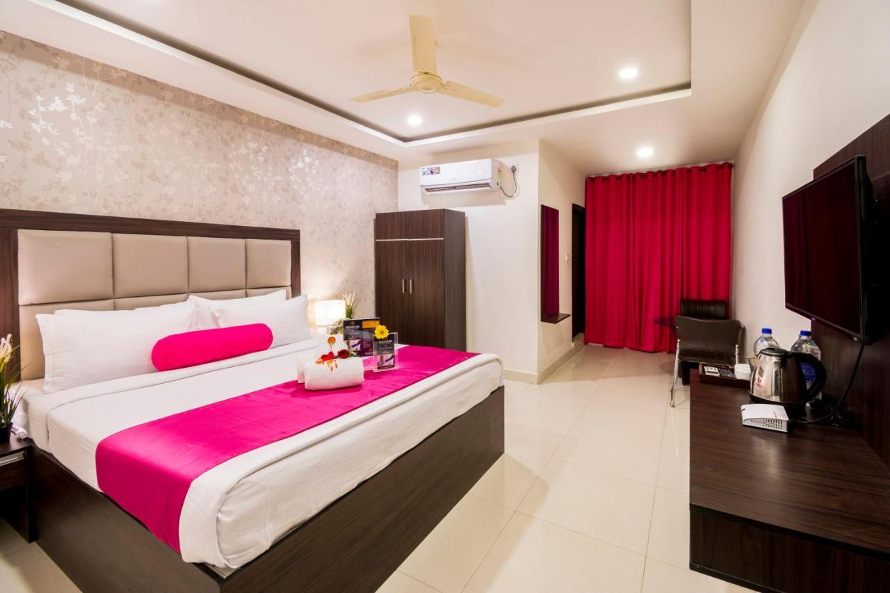 Hotel Signature Airport Zone Shamshabad Hyderabad Maisaram Eksteriør bilde